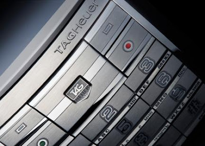 MERIDIIST the first mobile phone by TAG Heuer