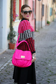 Marc by Marc Jacobs lil ukita pink bag, pied de poule cardigan, fashion and cookies, fashion blogger