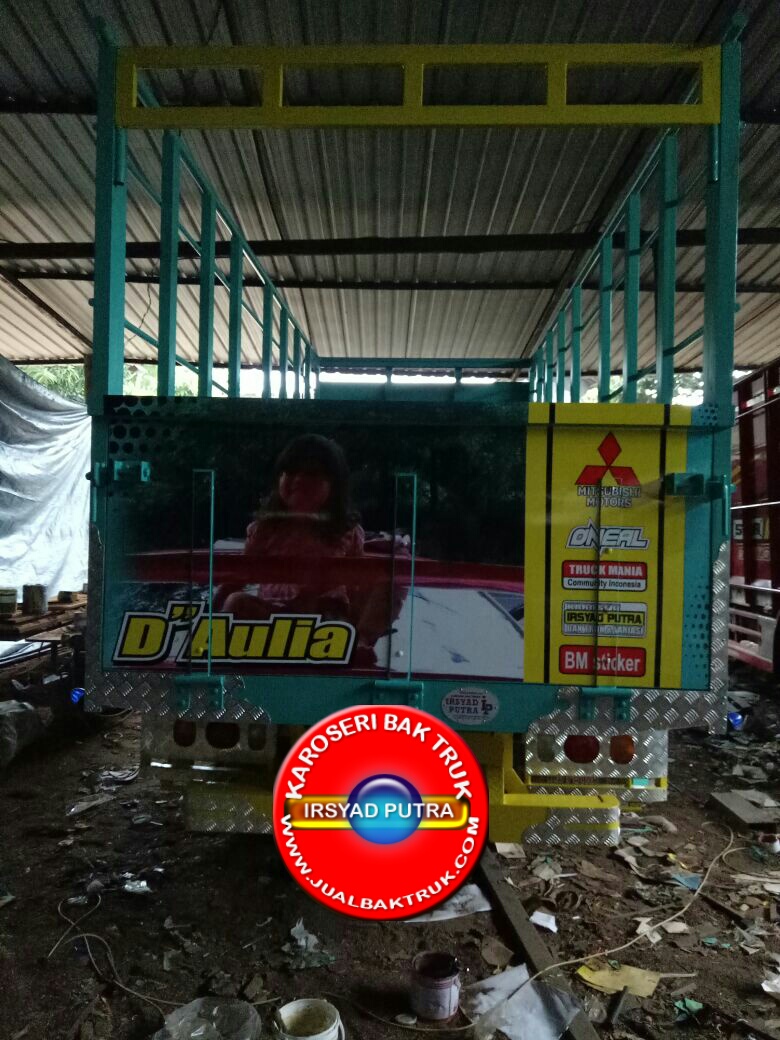  Bak  Truk  Untuk Muatan Ayam  Pesanan Juragan Ciamis Jual 