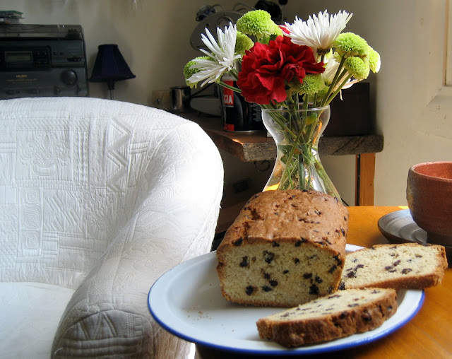 Vanilla Currant Loaf, quick Bread,