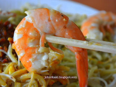 Tiong-Bahru-Yi-Sheng-Fried-Hokkien-Prawn-Mee-ABC-Market-Singapore-中峇鲁益生炒福建虾面