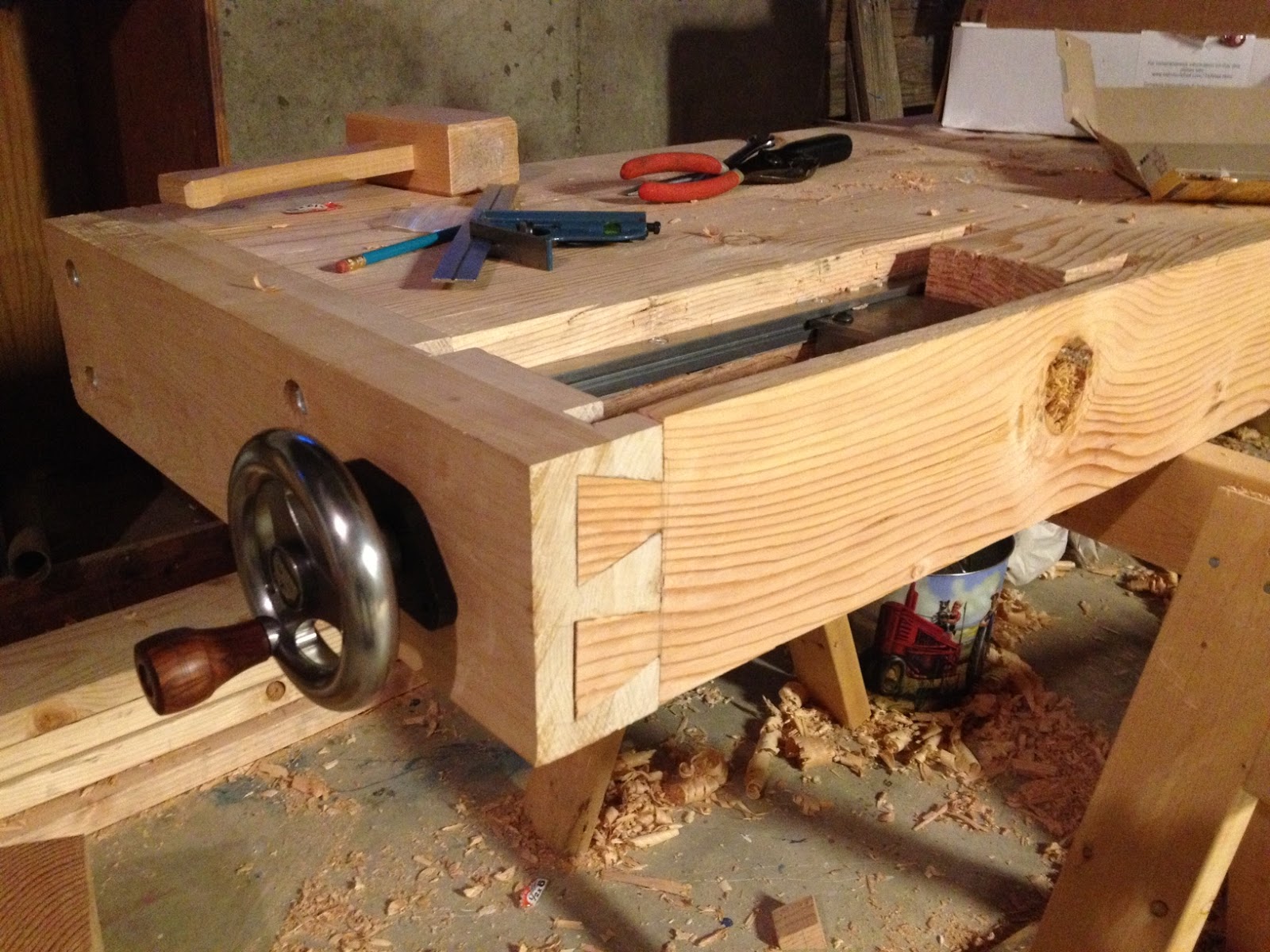 the naptime woodworker: workbench - tail vise installed