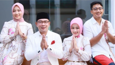 Berangkat Ke Baitullah 'Bersama Eril', Atalia: Bahagianya Kami Beribadah Berempat (Emil Eril Lia Zara)