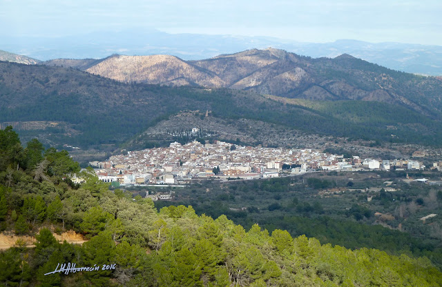 Vistas de Artana descendiendo del Puntal