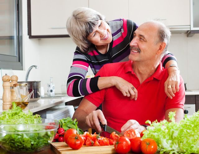 Beneficios de cocinar en la tercera edad