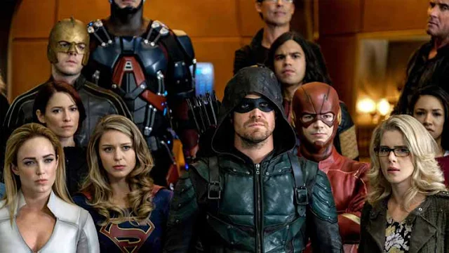 مسلسلات الأبطال الخارقين.. لون إبداعي أم ظاهرة عابرة مصيرها النسيان؟ arrow supergirl flash