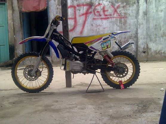 Gambar Modifikasi Bebek Standar 2 Tak Grasstrack Fizr 