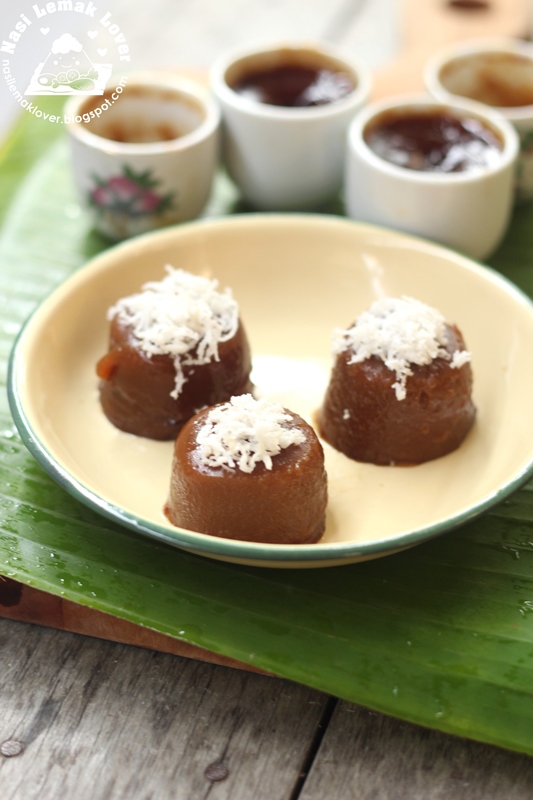 Nasi Lemak Lover: Kuih Lompang Gula Melaka 椰糖碗粿