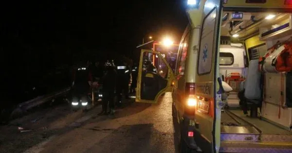 Διπλή καραμπόλα 13 αυτοκινήτων στην Ε.Ο. Κοζάνης - Πτολεμαΐδας μέσα σε χιονόπτωση [βίντεο]