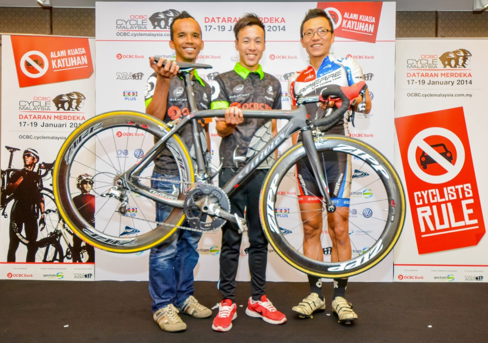 Penonton: OCBC Cycle Malaysia 2014 - Race Kit Collection