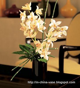 In china vase:in-29595