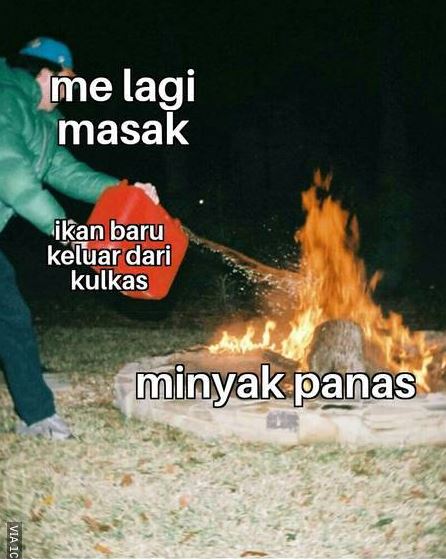 9 Meme 'Cowok Masak' Ini Kocaknya Bikin Guling-guling 