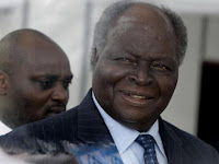 Former Kenyan President Mwai Kibaki dies.