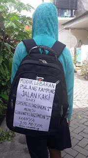 SAVAGE !! Pemuda ini mudik lebaran jalan kaki ...