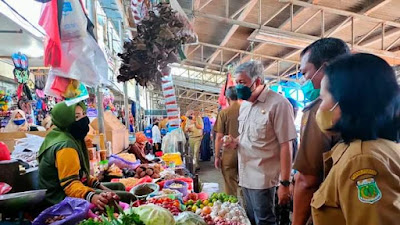 Sidak ProtKes dan Operasi Pasar di Pasar Sentral Pinrang