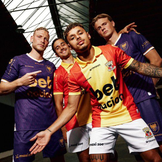go-ahead-eagles-2024-25-kits-