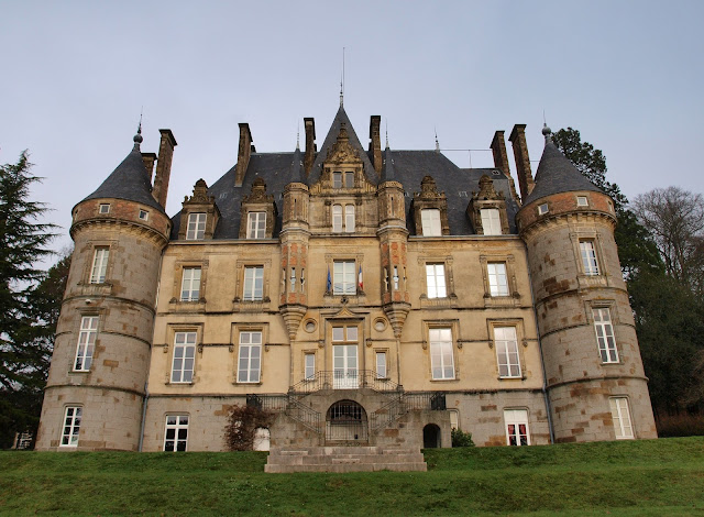 jiemve, Bagnoles de l'Orne, Normandie, Hotel de Ville, chateau Goupil