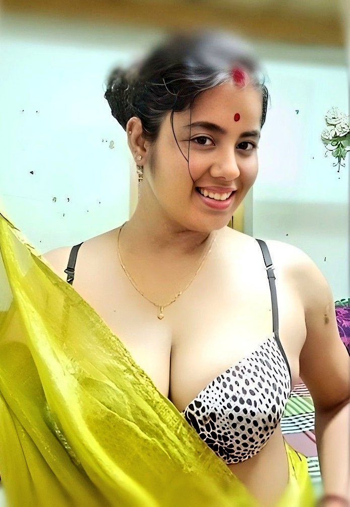 Sexy Padosan Bhabhi Ki Chudai Ka Maja