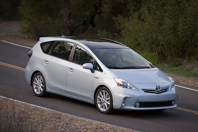  2012 Toyota Prius V