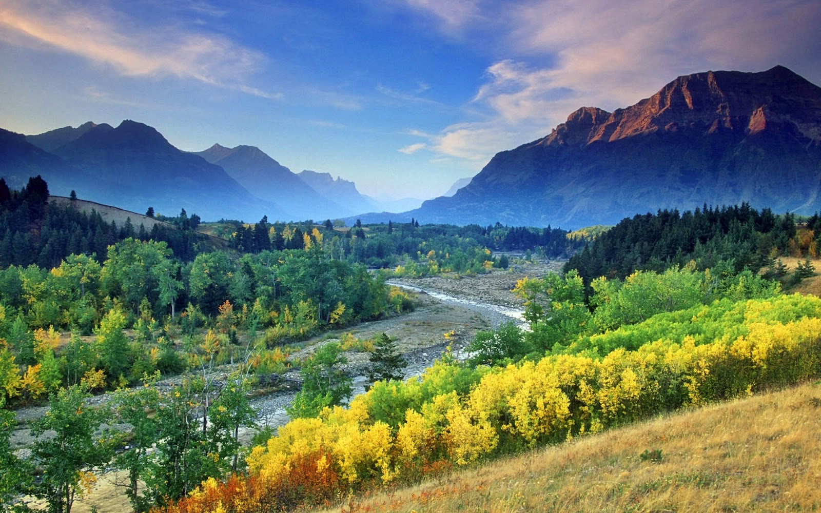 Beautiful Nature wallpapers of Canada Lakes.