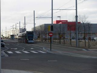 Tranvía zaragoza Centro sanitario 