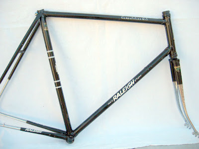 Raleigh Competition frame in black