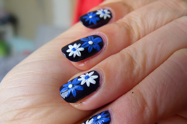 Flower Nail Art Design