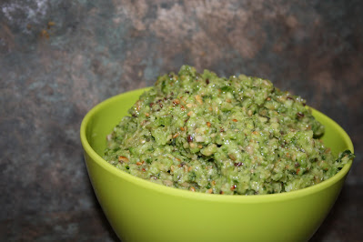 10 Raw Green Vegetable Pesto