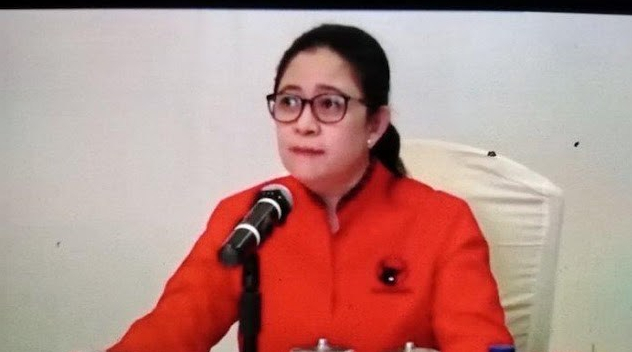 Alasan pasangan Mulyadi dan Ali Mukhni mengembalikan SK form B1 KWK KPU tersebut karena banyaknya desakan masyarakat Minangkabau yang kecewa karena pernyataan Puan itu.