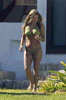 Fergie Sexy Green Bikini Pictures