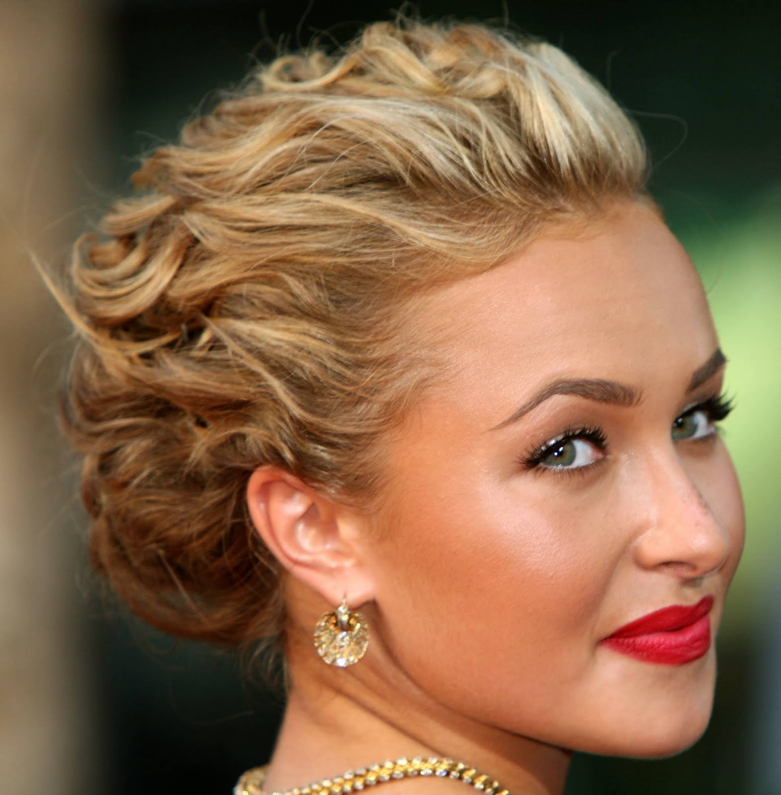 Short Bob Hairstyles: Formal Prom Curly Updo Hairstyle Pictures