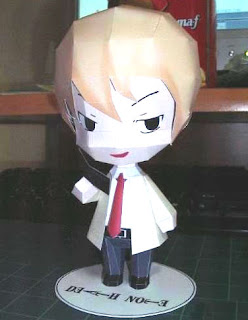 Yagami Light death note papercraft