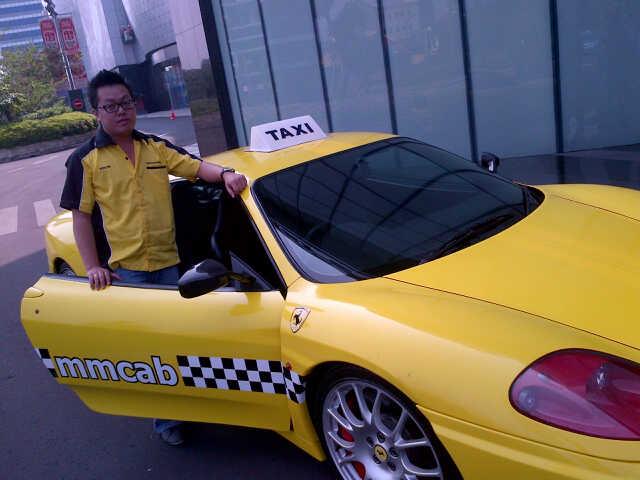 mobil taksi ferrari di jakarta taxi ferrari di jakarta taksi porsche ...