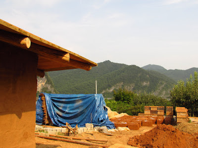 Tout le matériel pour la construction des maisons à Amara Valley  아마라 바일리.