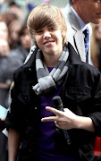 Justin Bieber Hairstyles image Hair comb up do New styles. (woirld of amusement )