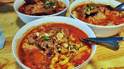 5 Tempat Kuliner Seblak Paling Enak di Bandung