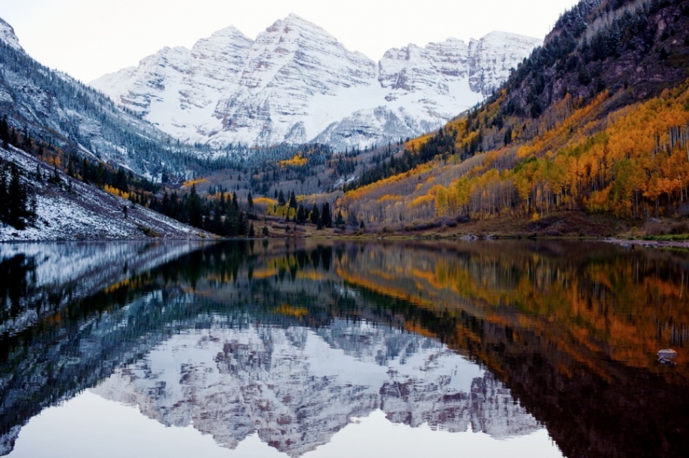 The 100 best photographs ever taken without photoshop - Autumn and winter meet in Colorado, USA