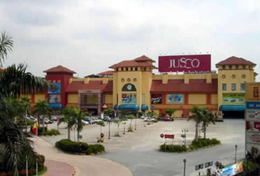 Ioi Shopping Mall Puchong In Selangor Malaysia Trailsshoppers Online Malaysia Sale Shopping Warehouse Discount