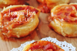 SLICE AND BAKE PIZZA ROLL-UPS