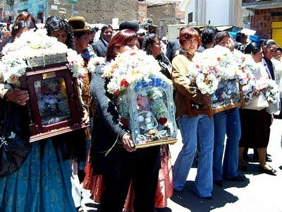 kabar--aneh.blogspot.com - Unik , Peringatan Hari Tengkorak Di Bolivia