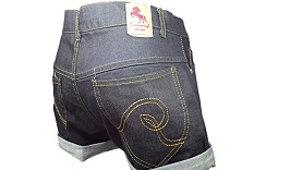 http://www.appletomatoes.com/short-lovely-jeans-blue