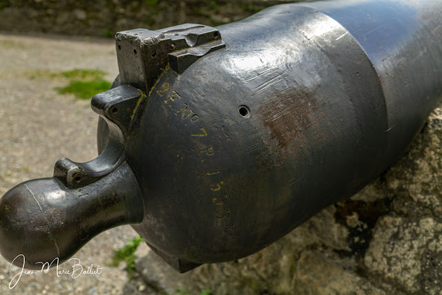 Canon obusier de 0,16 — 16 cm — type 1827. Pièce fondue à Saint-Gervais en 1835