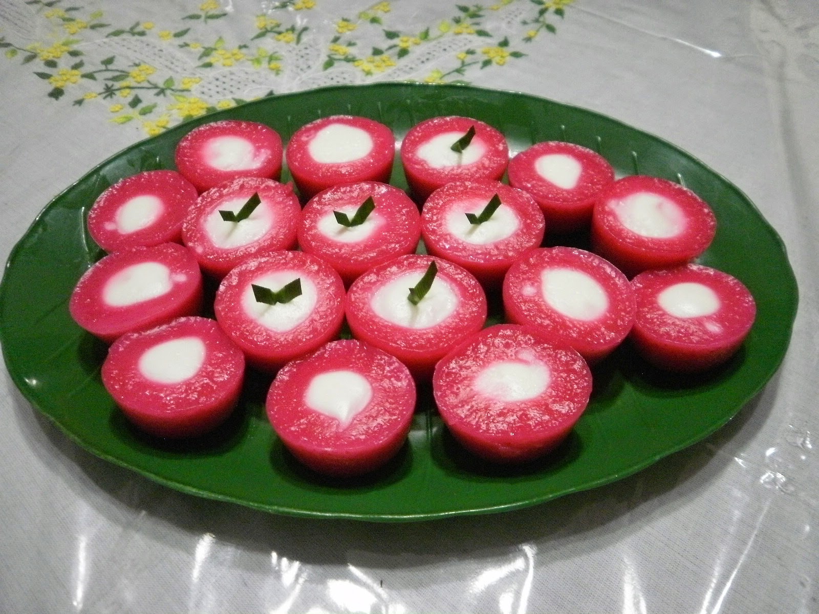 Zara ♥ Baking: KUIH NONA MANIS