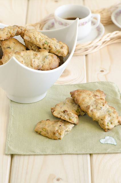 Mostaccioli con noci e miele