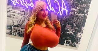 Plus-Size Model Allegra Cole Mind-Blowing Figure Causes Stir Online