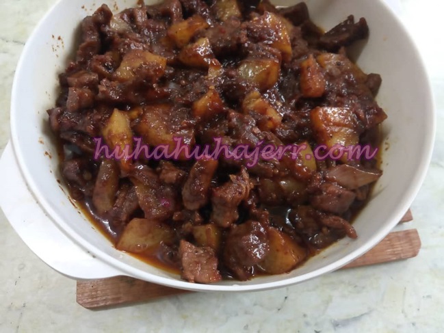 Resepi Daging Kicap Blackpepper Dengan Kentang Berselera Makan...