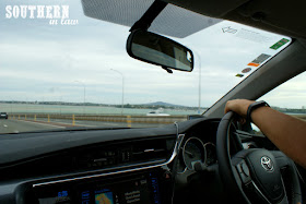 Driving to Birkenhead from Auckland Airport, New Zealand
