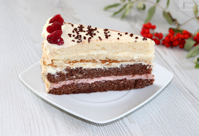 tort malinowo smietanowy z mascarpone 