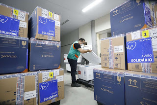 Ceará recebe duas remessas de vacinas da Janssen e Astrazeneca nesta segunda-feira (20)