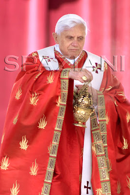 Pope Benedict XVI vestments